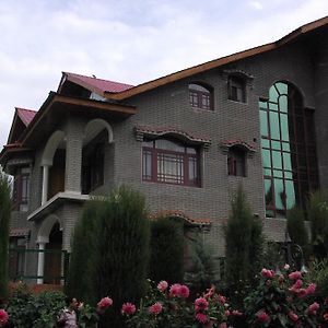 Harwan Resort